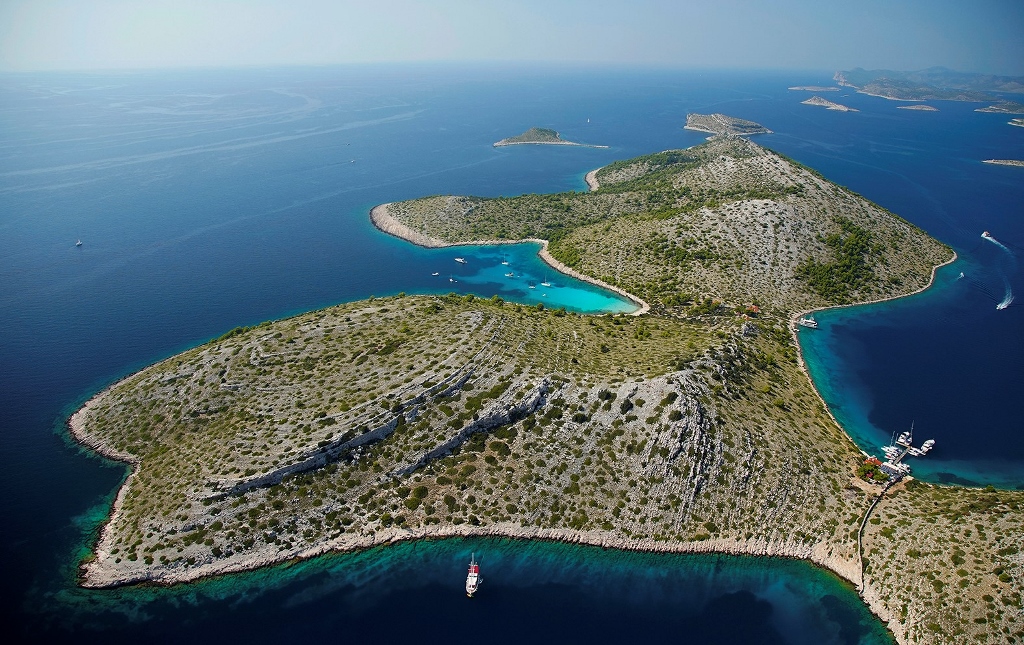 Izlet brodom u NP Kornate iz Vodica - BASIC PAKET